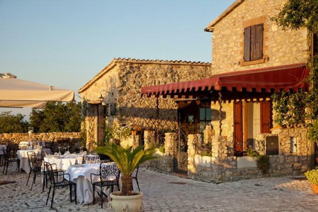 Castello Di Albereto Hotel Trarivi Ngoại thất bức ảnh